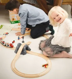 BRIO World Startsæt - 26 dele - Togbane 33773