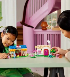 LEGO® Animal Crossing - Nook's Cranny og Ros... 77050 - 535 Dele