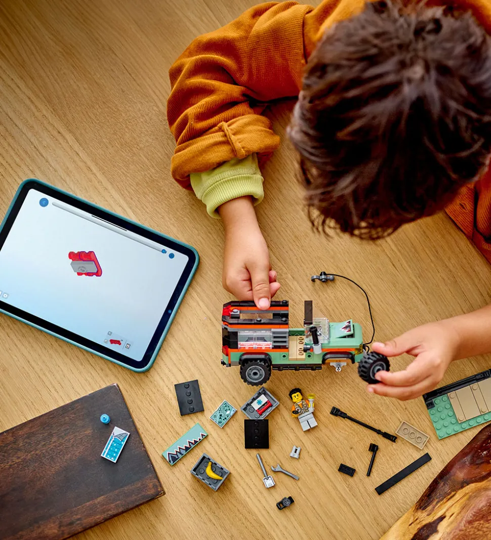 LEGO® City - Firhjulstrukket Bjerg-Offroader 60447 - 221 Dele