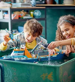 LEGO® City - Polarudforskningsskib 60368 - 815 Dele