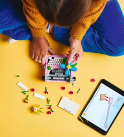 LEGO® Creator - Skrivemaskine med Bl... 31169 - 3-i-1 - 363 Dele