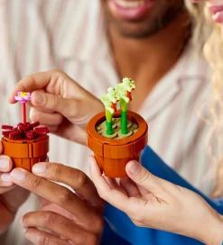 LEGO® Icons - Små Planter 10329 - 758 dele