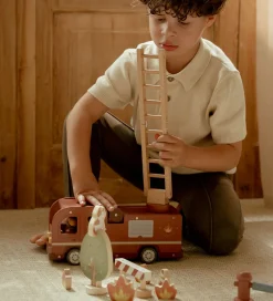 Little Dutch Brandbil m. Træfigurer - Træ - Rød