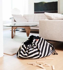 Play&Go Legetøjstæppe - Ø140 cm - Stripes Black