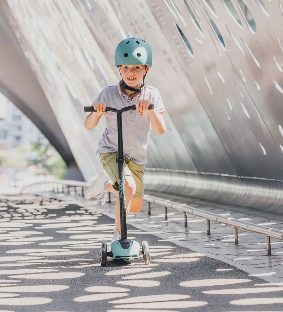 Scoot and Ride Highway Kick 5 - LED - Forest