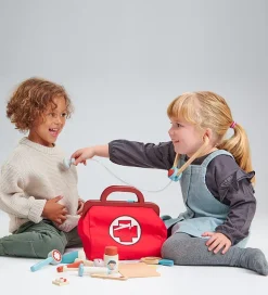 Tender Leaf Trælegetøj - Lægetaske - 16 Dele